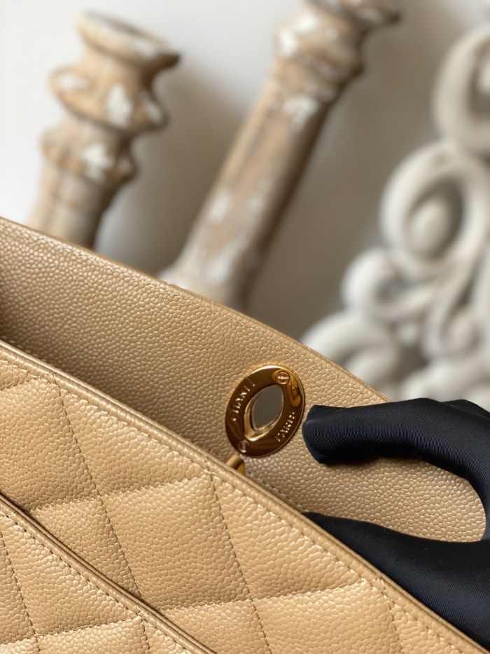  Handbag  Chanel  A98  size  28*9 *23 cm