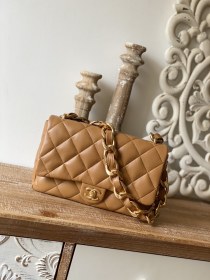  Handbag  Chanel 3215  size  18*27*8  cm