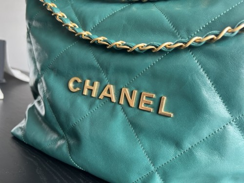  Handbag   Chanel   size  35cmx37cmx7 cm