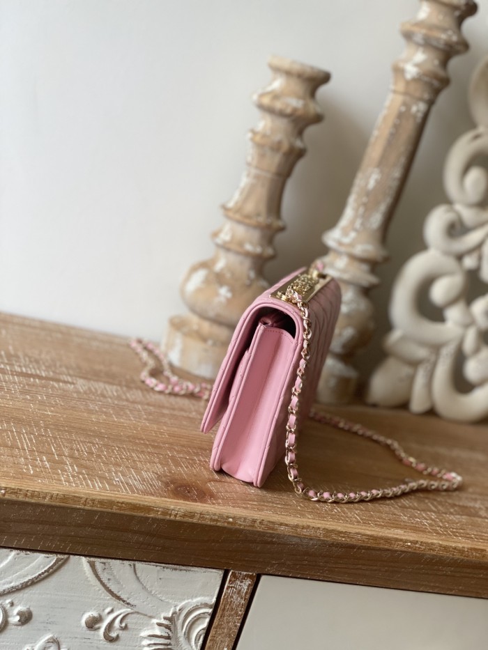 Handbag  Chanel 88632  size  19 cm