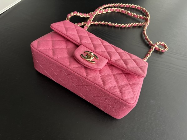  Handbag Chanel  size  20 cm