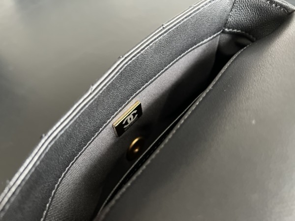  Handbag  Chanel  size 17 cm