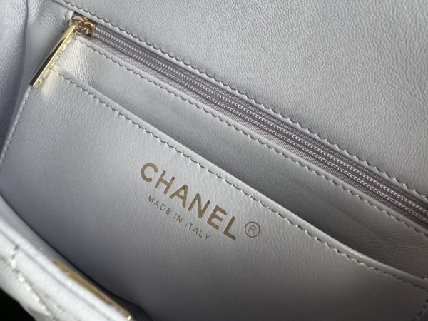  Handbag   Chanel  AS2431 size 20cmx13cmx9 cm