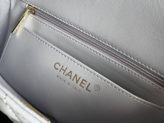  Handbag   Chanel  AS2431 size 20cmx13cmx9 cm