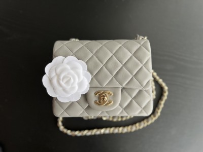 Handbag Chanel 1115  size  17 cm
