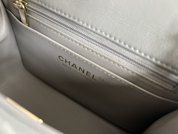 Handbag Chanel 1115  size  17 cm