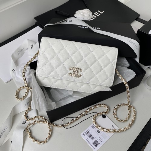  Handbag   Chanel AP2734 size 19.2*12.3*3.5 cm