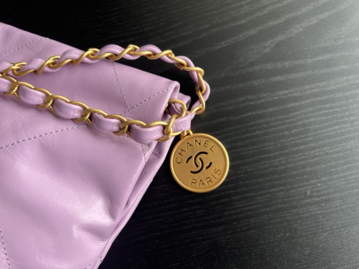  Handbag   Chanel   size  39cmx42cmx8 cm