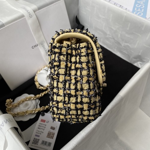 Handbag   Chanel   size  20 cm