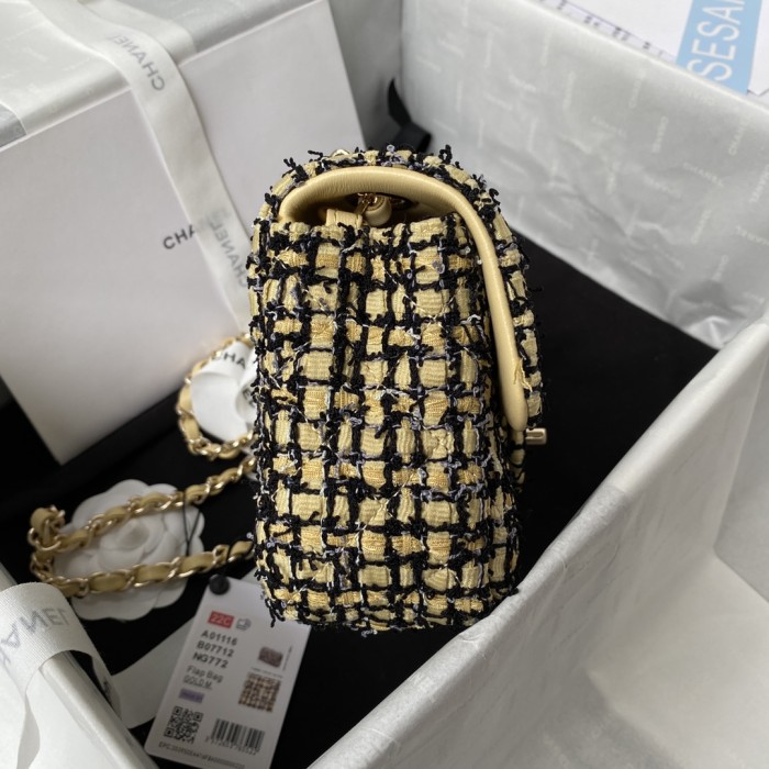Handbag   Chanel   size  20 cm