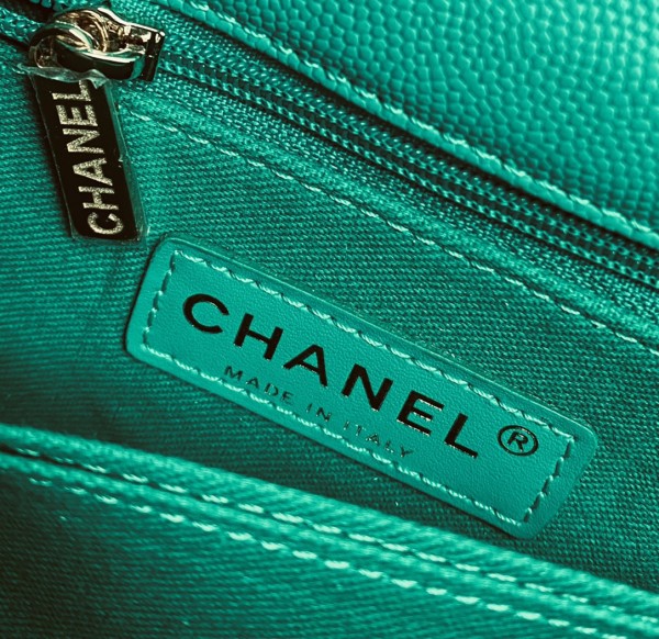  Handbag  Chanel 92990 size  24*14*10 𝑐𝑚 