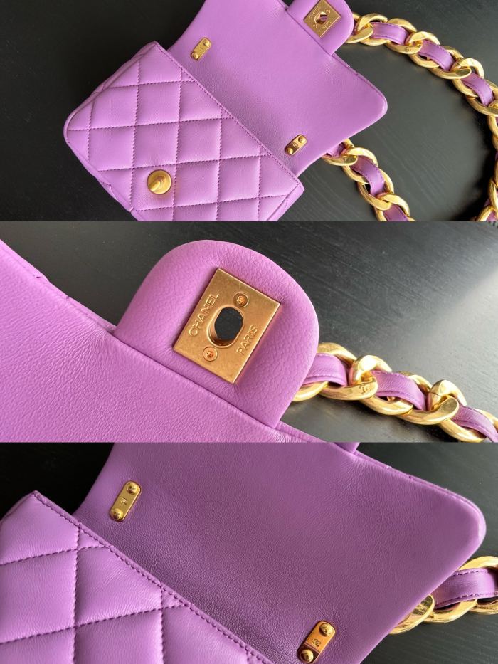  Handbag   Chanel  size 17 cm 