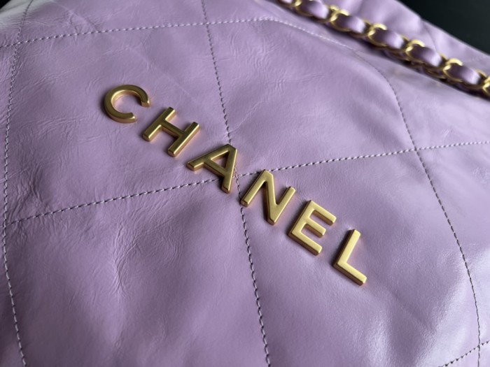  Handbag   Chanel   size  39cmx42cmx8 cm