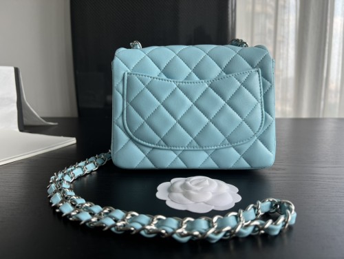  Handbag   Chanel 1115  size  17 cm 