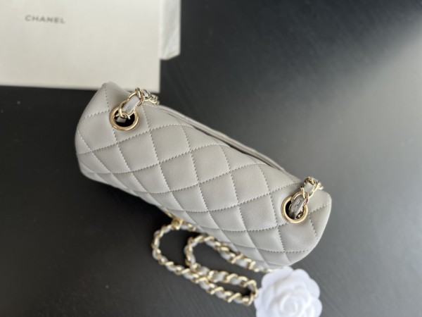  Handbag  Chanel  1116  size  20 cm 