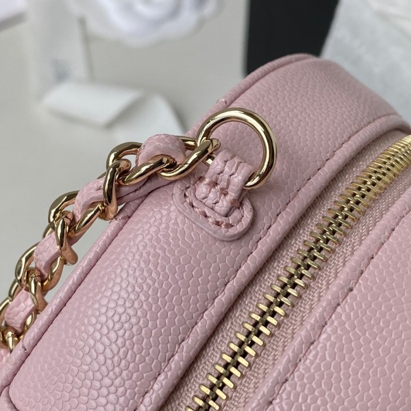 Handbag   Chanel   AP2736  size 12*12.*4.5 cm.