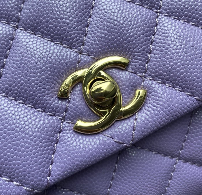  Handbag  Chanel  92990  size  24*14*10 𝑐𝑚