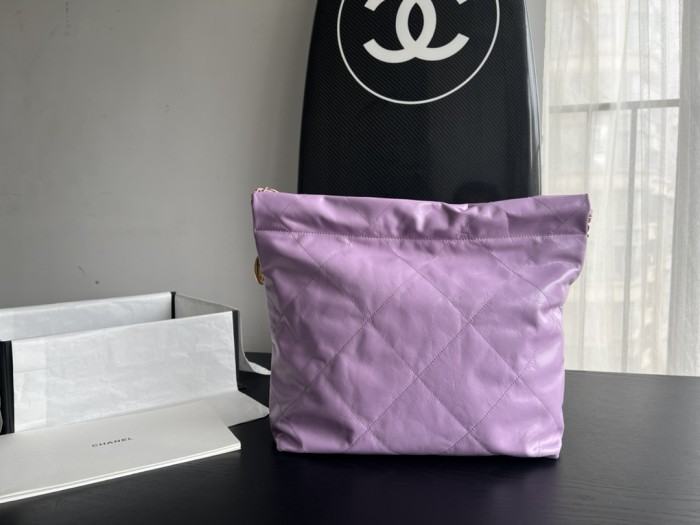  Handbag   Chanel   size  39cmx42cmx8 cm