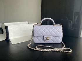  Handbag   Chanel  AS2431 size 20cmx13cmx9 cm