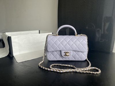  Handbag   Chanel  AS2431 size 20cmx13cmx9 cm