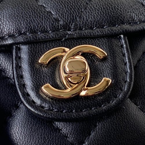  Handbag   Chanel  AS3189  size  8.5×11×5.5 cm