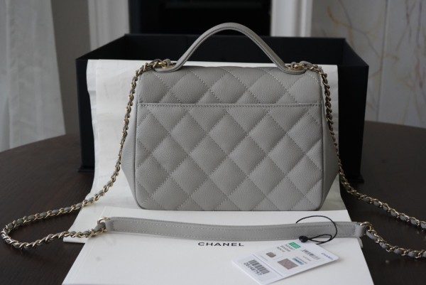  Handbag  Chanel A93067 size  20 cm