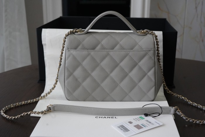  Handbag  Chanel A93067 size  20 cm