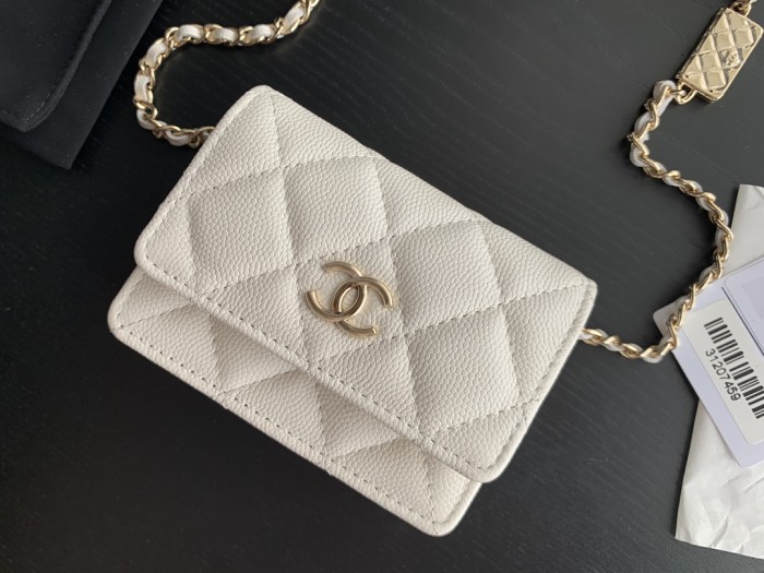 Handbag  Chanel 2444 size 10cmx8cmx1.5 cm