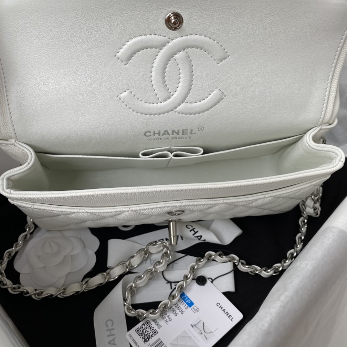  Handbag  Chanel  A01113  size  23 cm