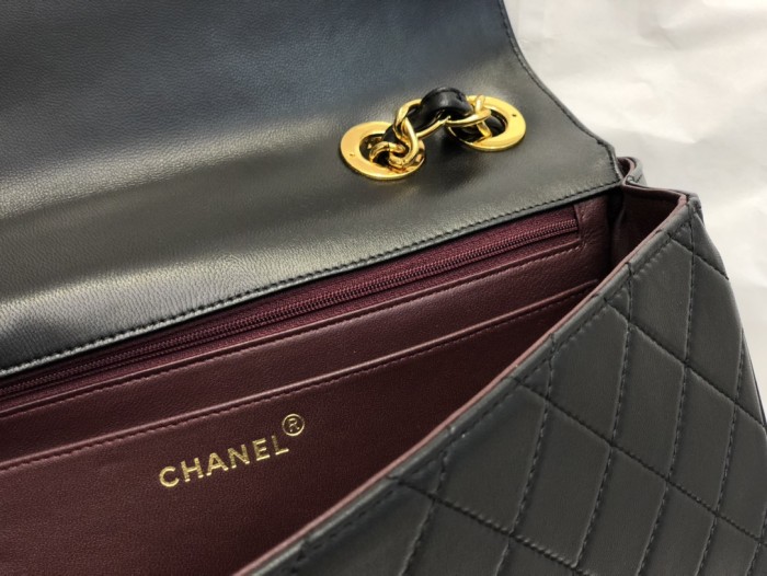 Handbag   Chanel  A088  size 30x8x21 cm  