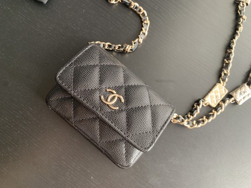 Handbag   Chanel  2444 size  10cmx7.5cmx2 cm