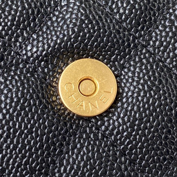 Handbag   Chanel  AP2628  size  10.3*7*2.5 cm