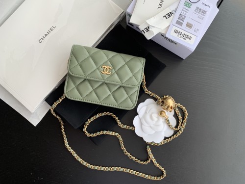  Handbag   Chanel  1465  size  12cmx9 cm