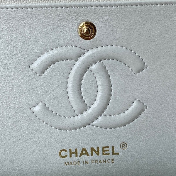 Handbag  Chanel   A01113  size 23 cm