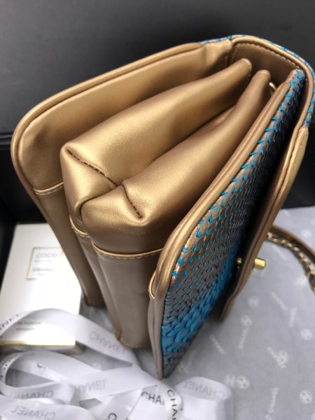  Handbag  Chanel  size  24.5cm*15.5cm*8.5 cm