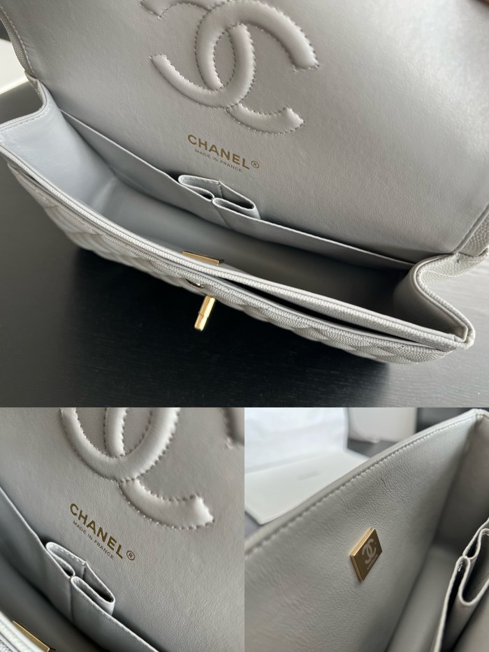 Handbag   Chanel  size  25 cm
