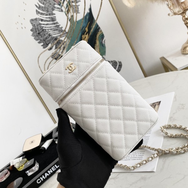 Handbag   Chanel  AP2084  size  18*10.5*5 cm