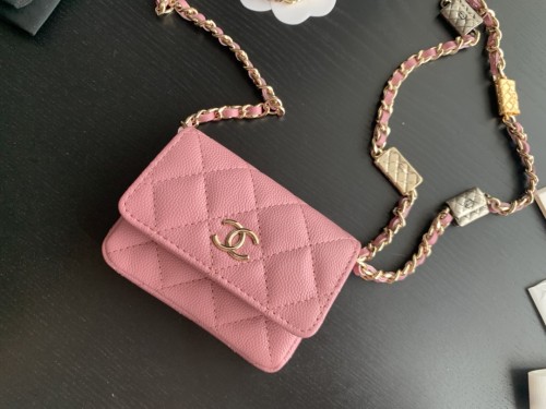  Handbag  Chanel 2444  size  10cmx7.5cmx2 cm 