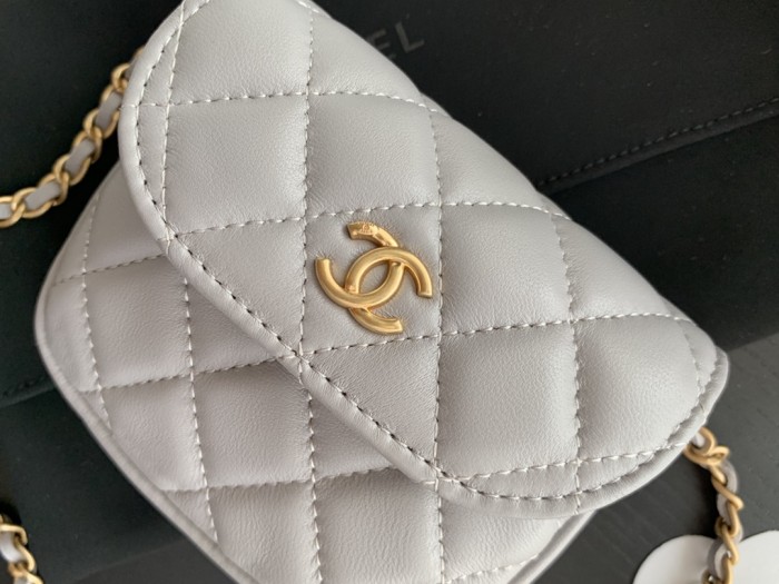 Handbag   Chanel  1461  size  10cmx9 cm