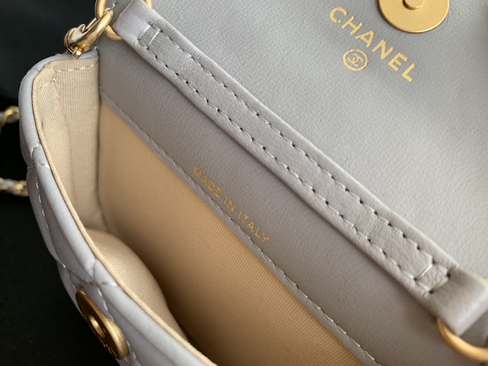 Handbag   Chanel  1461  size  10cmx9 cm