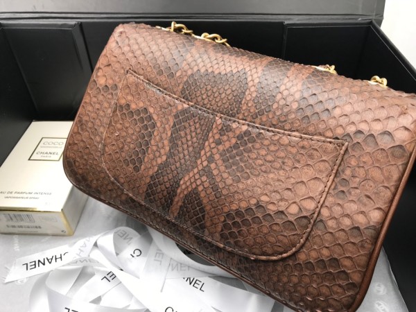  Handbag  Chanel   size  24.5cm*15.5cm*8.5 cm