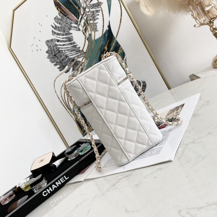 Handbag   Chanel  AP2084  size  18*10.5*5 cm