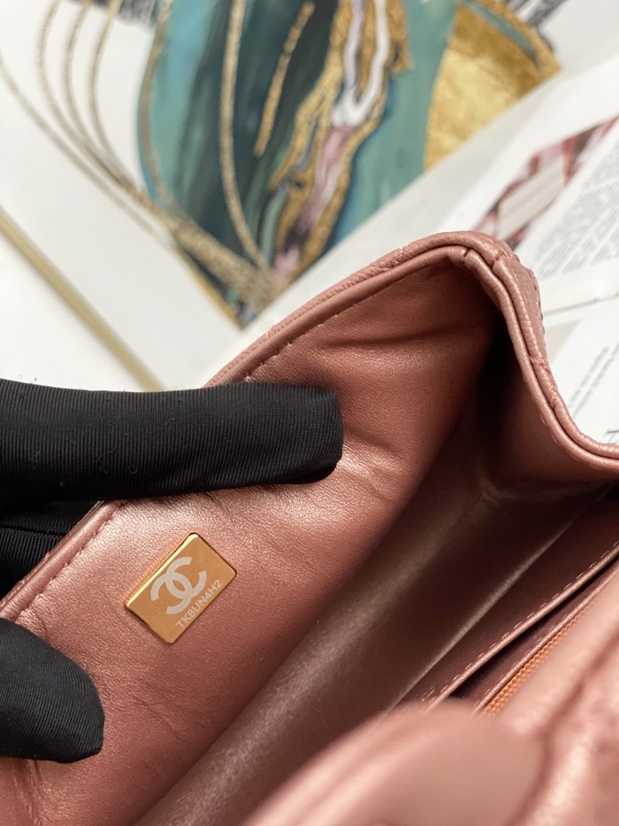 Handbag   Chanel AS0874  size 20 cm