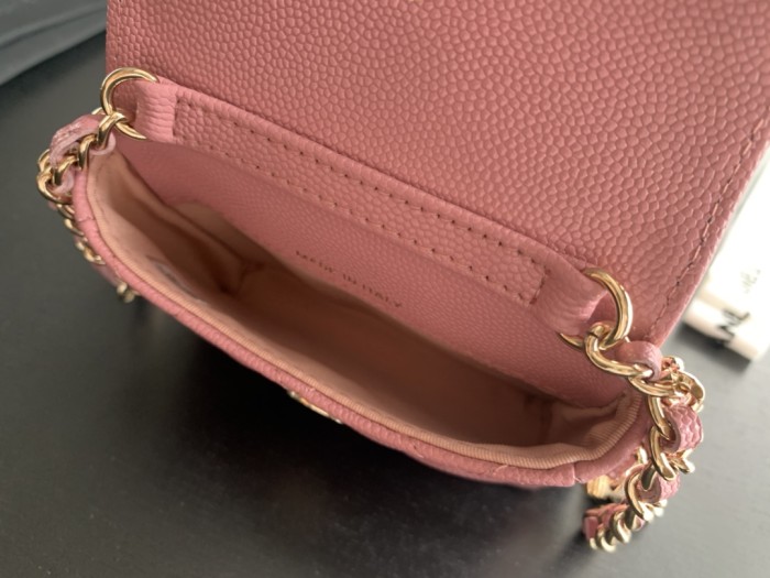  Handbag  Chanel 2444  size  10cmx7.5cmx2 cm 