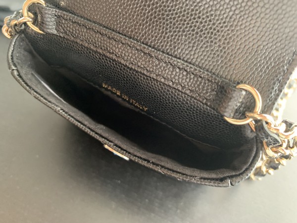 Handbag   Chanel  2444 size  10cmx7.5cmx2 cm