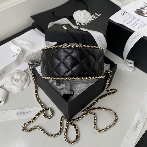  Handbag  Chanel AP2685  size 10 cm