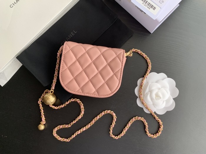 Handbag   Chanel 1461  size  10cmx9 cm 