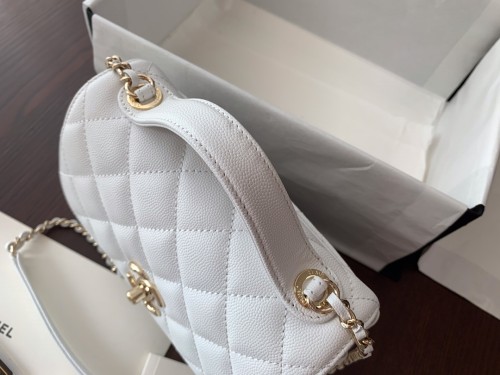  Handbag  Chanel  A93067 size  20 cm