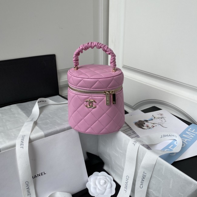 Handbag   Chanel  AP2730  size  13.5*13.5x11.5 cm