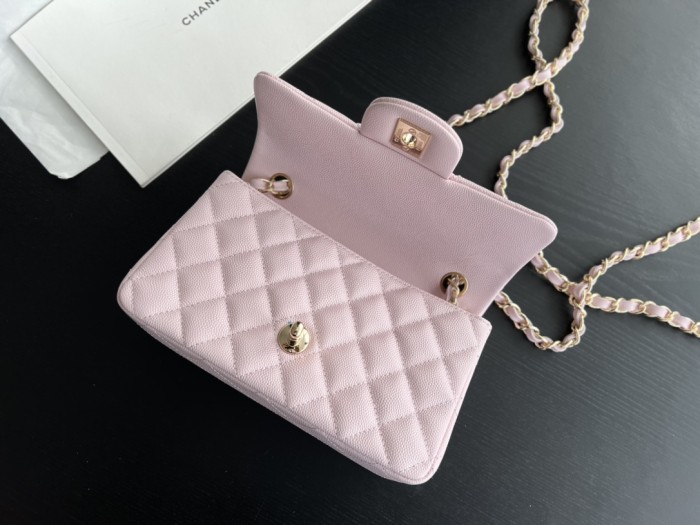  Handbag  Chanel  size  20 cm